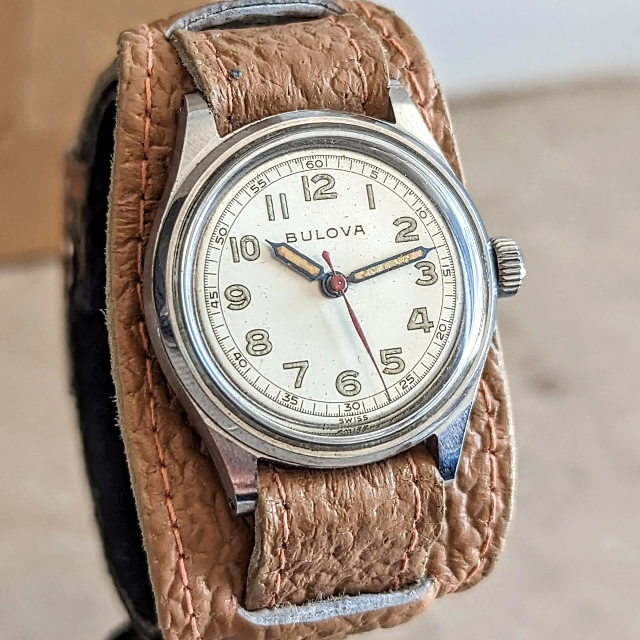 1944 BULOVA Watertite Service Wristwatch 17 Jewels Swiss Made Watch