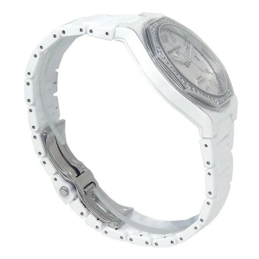 Girard Perregaux Laureato Automatic Diamond White Dial Ladies Watch 81005D82A732-32A