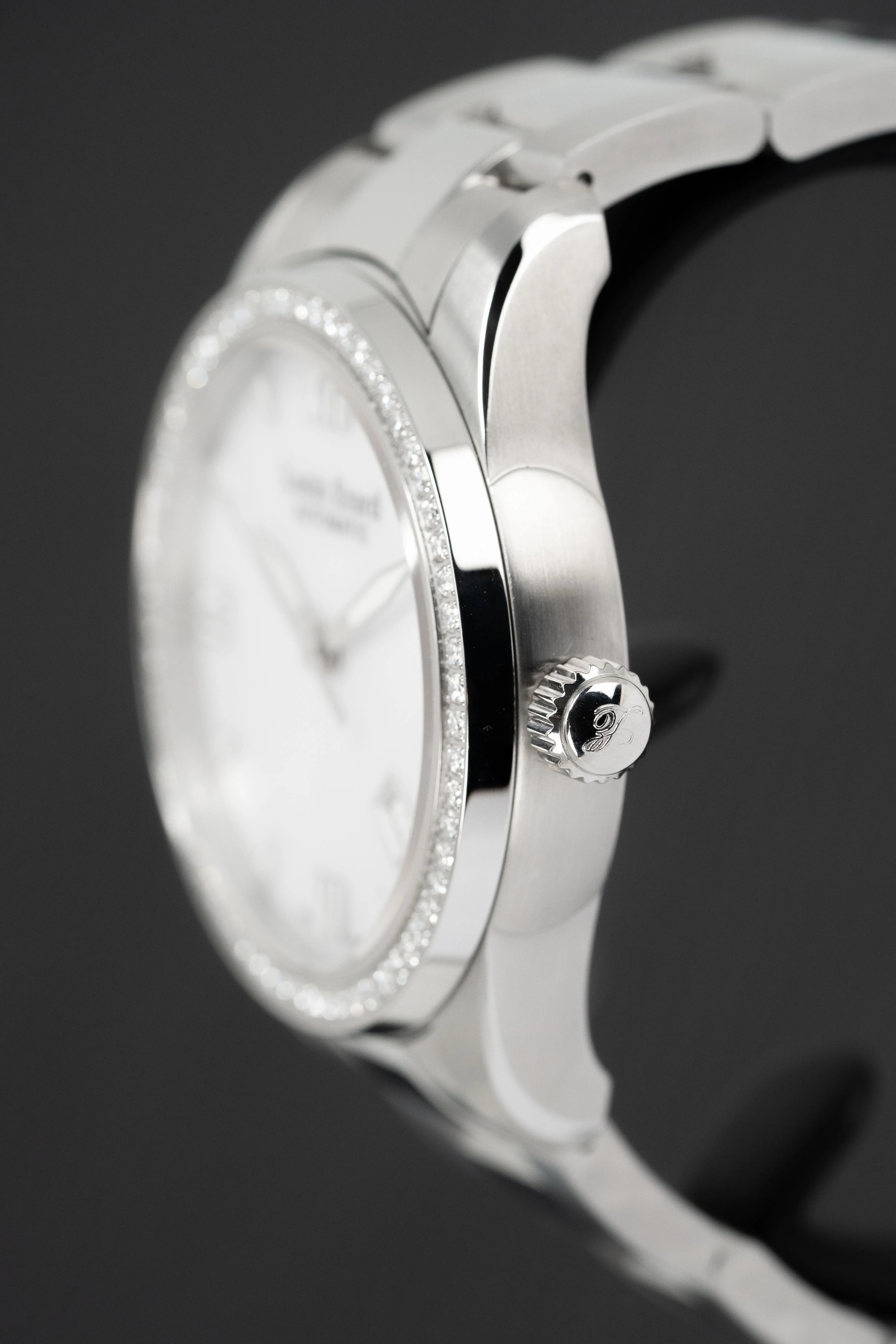 Louis Erard Watch Men's Automatic Heritage Diamond Mother of Pearl 69101SE04.BMA19