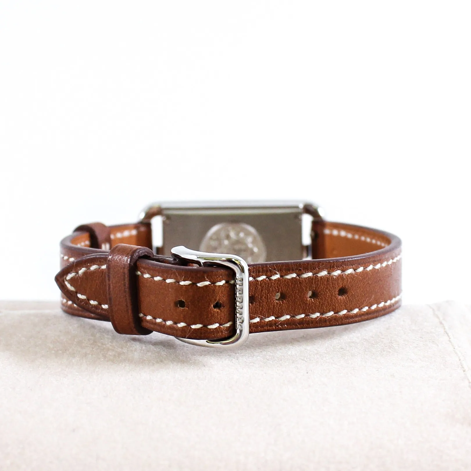 Nantucket 17 x 23 mm gold band phw rrp3520