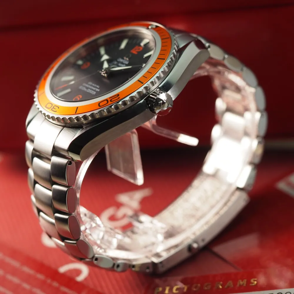 Omega Seamaster Planet Ocean 22085000 (2010)