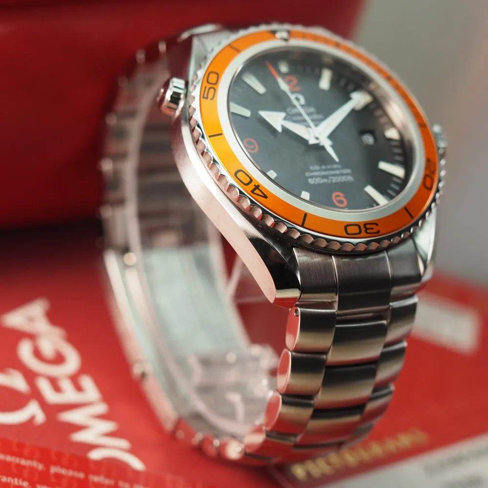 Omega Seamaster Planet Ocean 22085000 (2010)