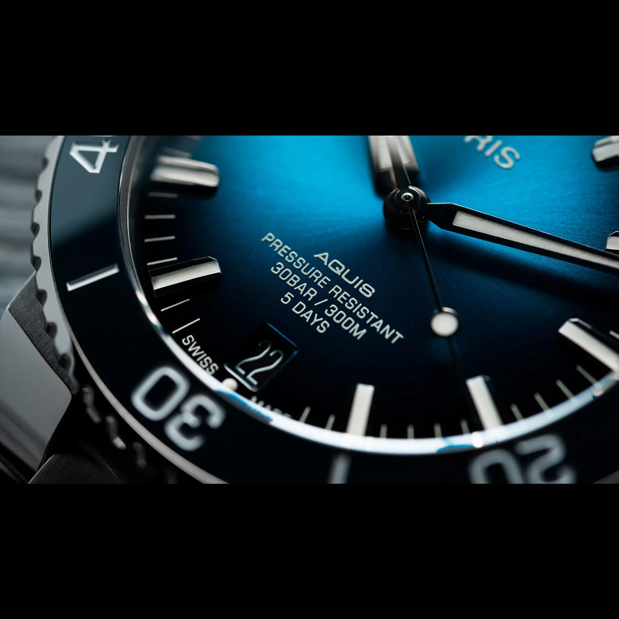 Oris - Aquis Date Cal. 400 Blue 43.5mm